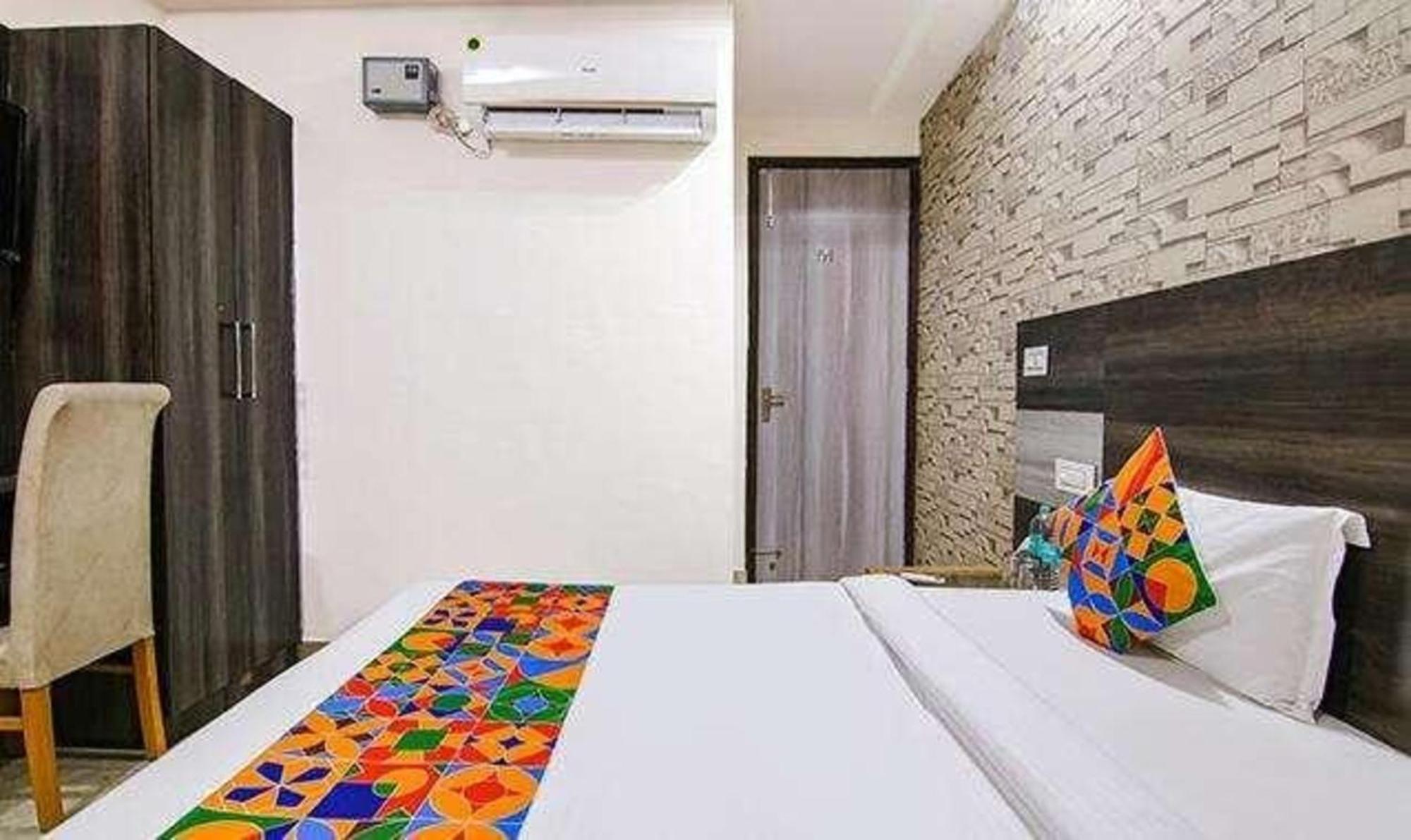 Fabhotel Welcome Residency Zirakpur Eksteriør billede